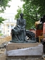 Продолжаются работы по благоустройству сквера имени Ивана Бунина Продолжаются работы по благоустройству сквера имени Ивана Бунина