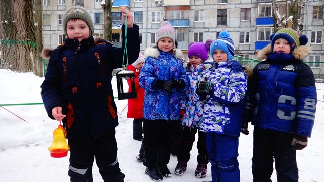 Покормите птиц зимой: на территории МБУДО «Детский сад общеразвивающего вида № 60» состоялась экологическая акция Покормите птиц зимой: на территории МБУДО «Детский сад общеразвивающего вида № 60» состоялась экологическая акция